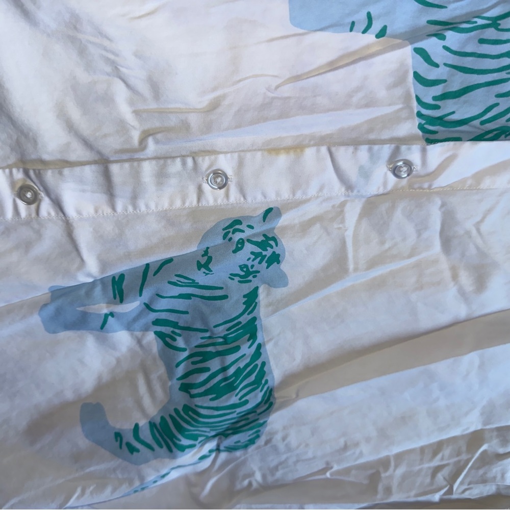 Bonobos White Shirt w Green Tiger Design Statement Animal Pattern Casual XL Long - Picture 2 of 4